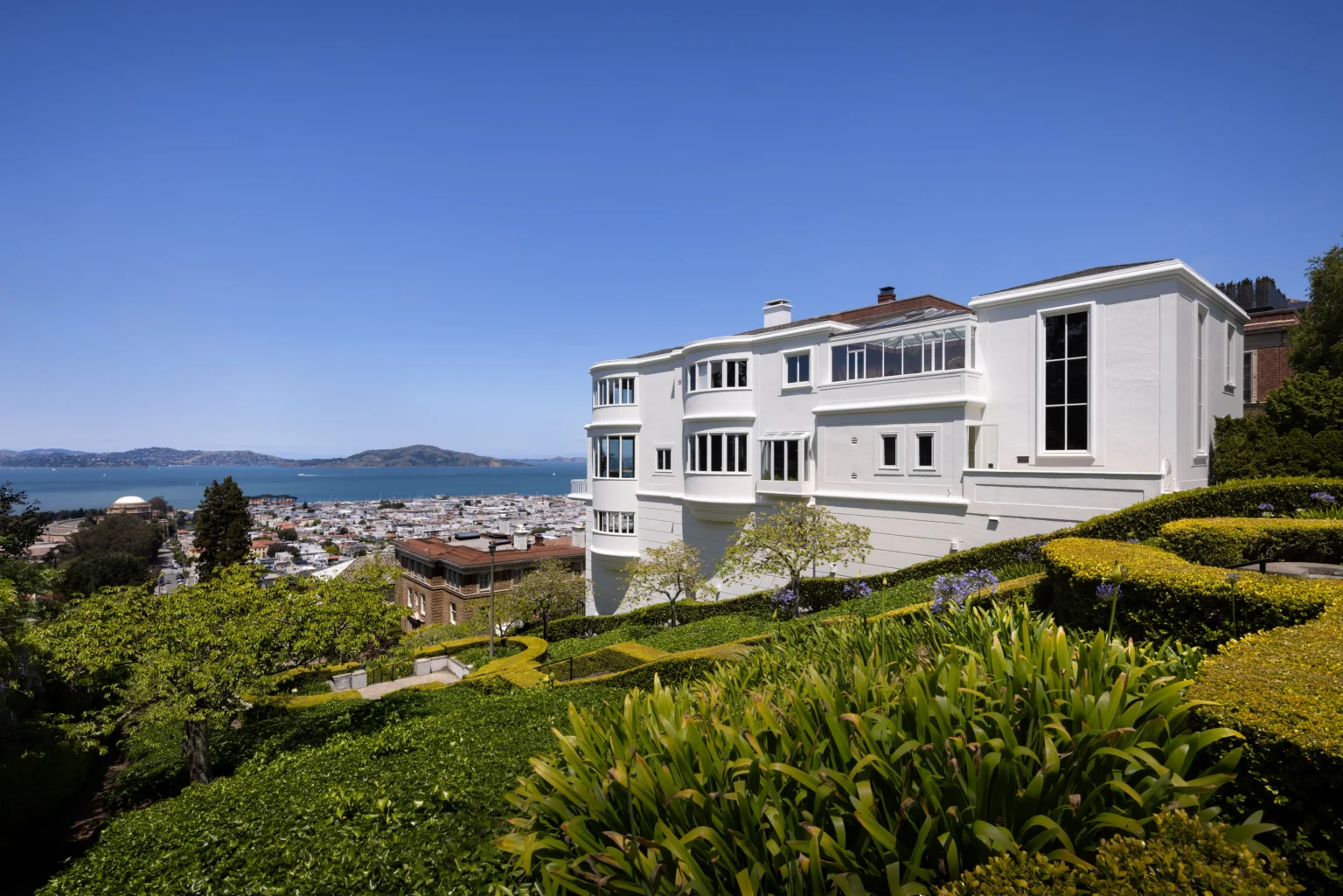 Homes for Sale in San Francisco: Discover Luxury Condos, Modern Apartments, and Family Houses